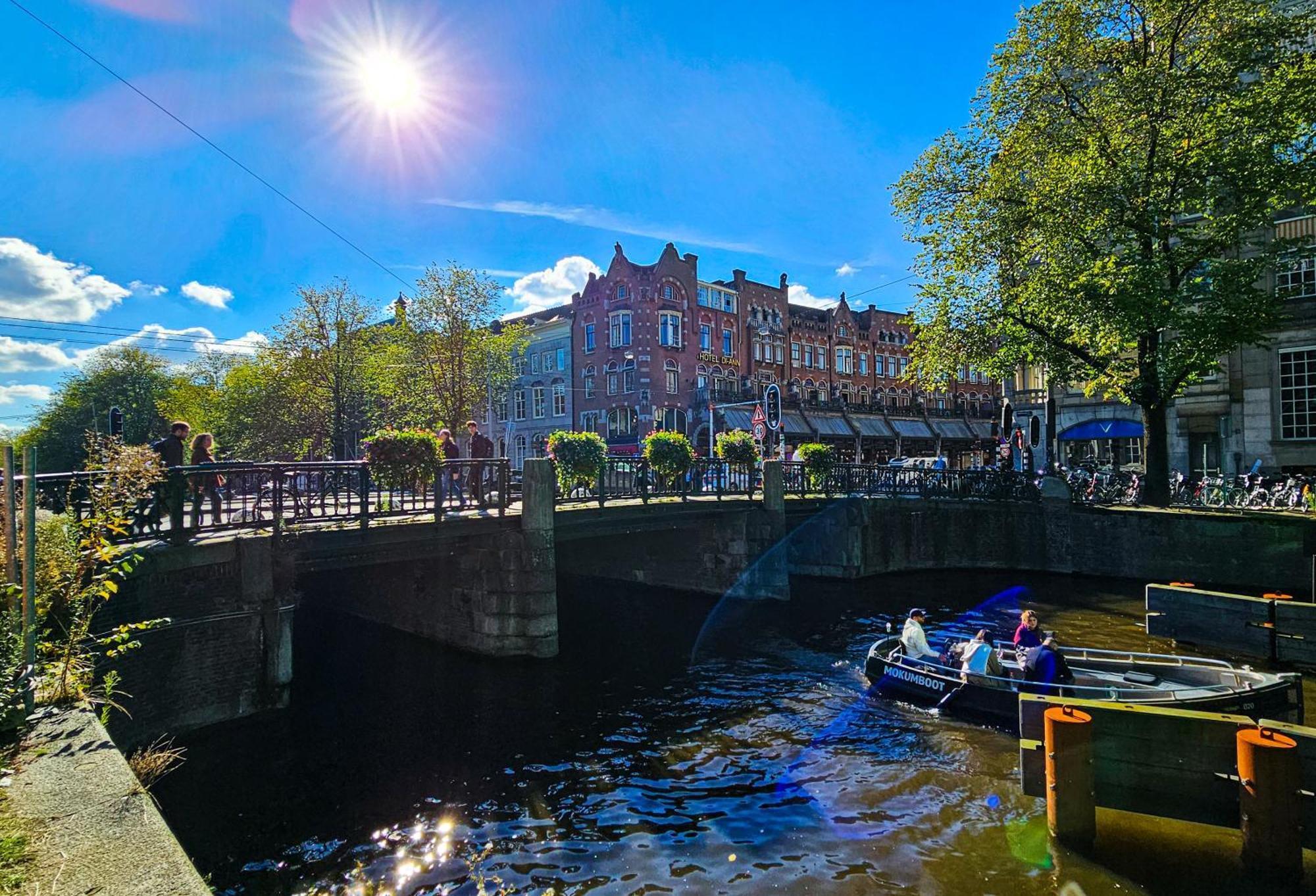Bed and breakfast Two Bedroom In Historic Canalhouse From 1618 - Centre