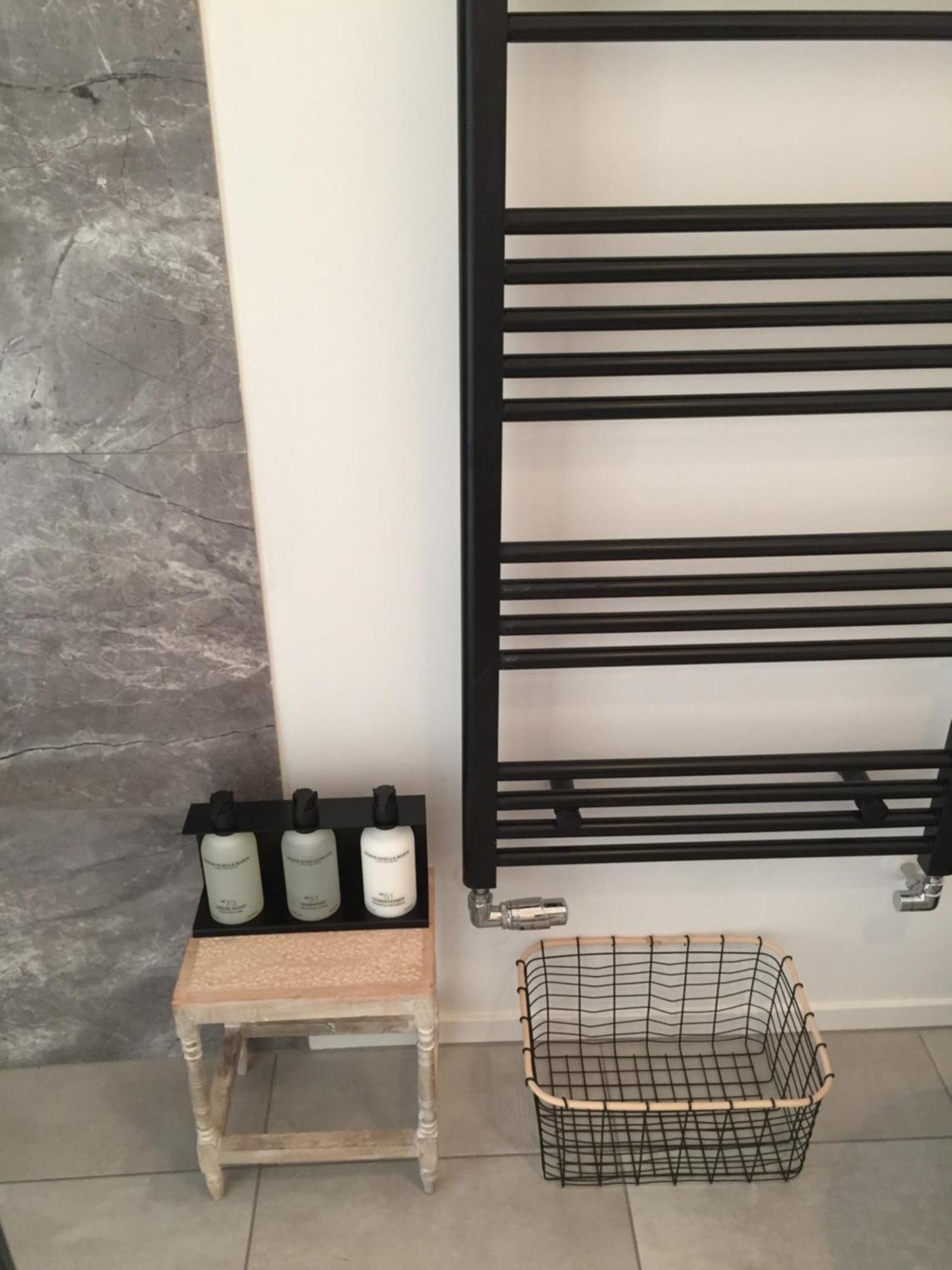 Two Bedroom In Historic Canalhouse From 1618 - Centre Frühstückspension 2*